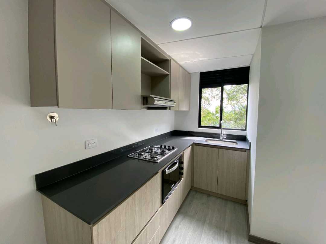 Apartamento arriendo en Poblado Palmas PC 10