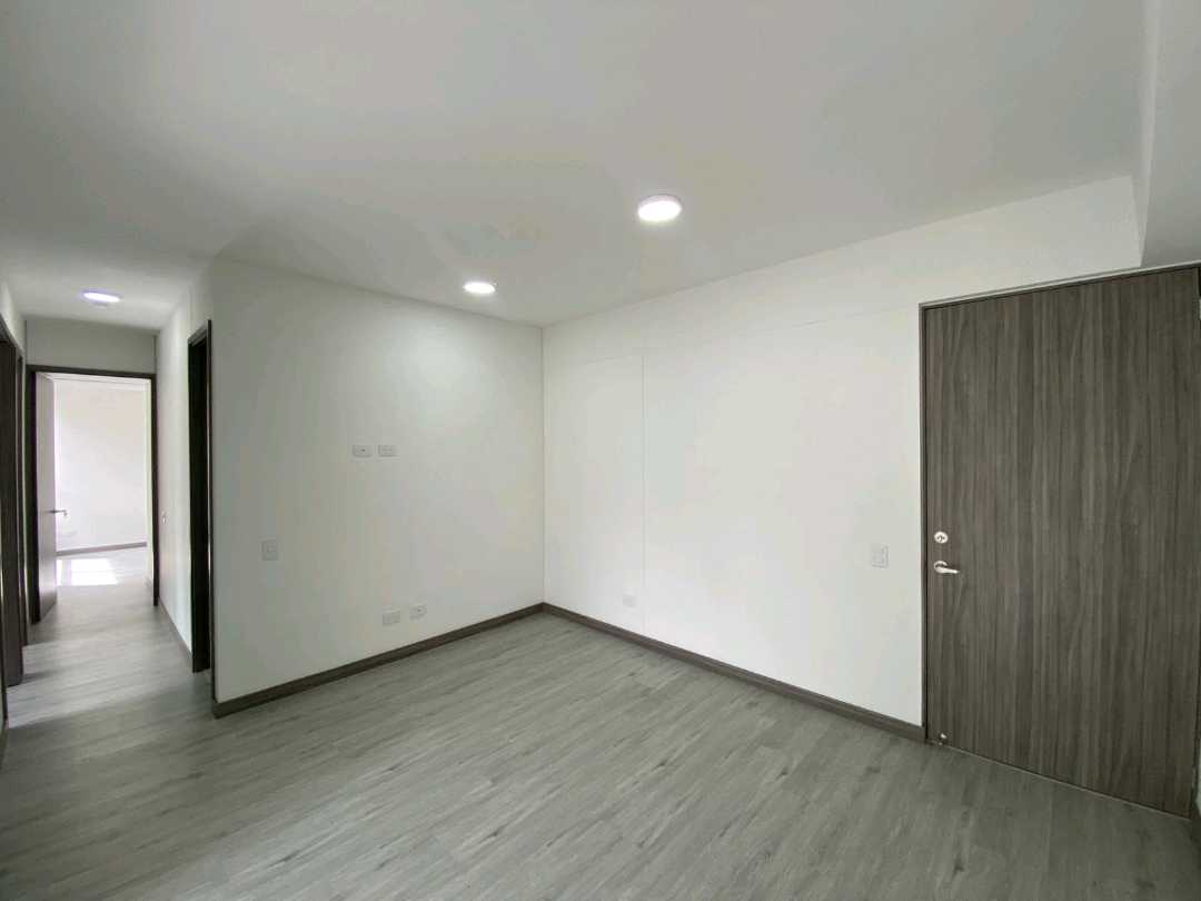 Apartamento arriendo en Poblado Palmas PC 10