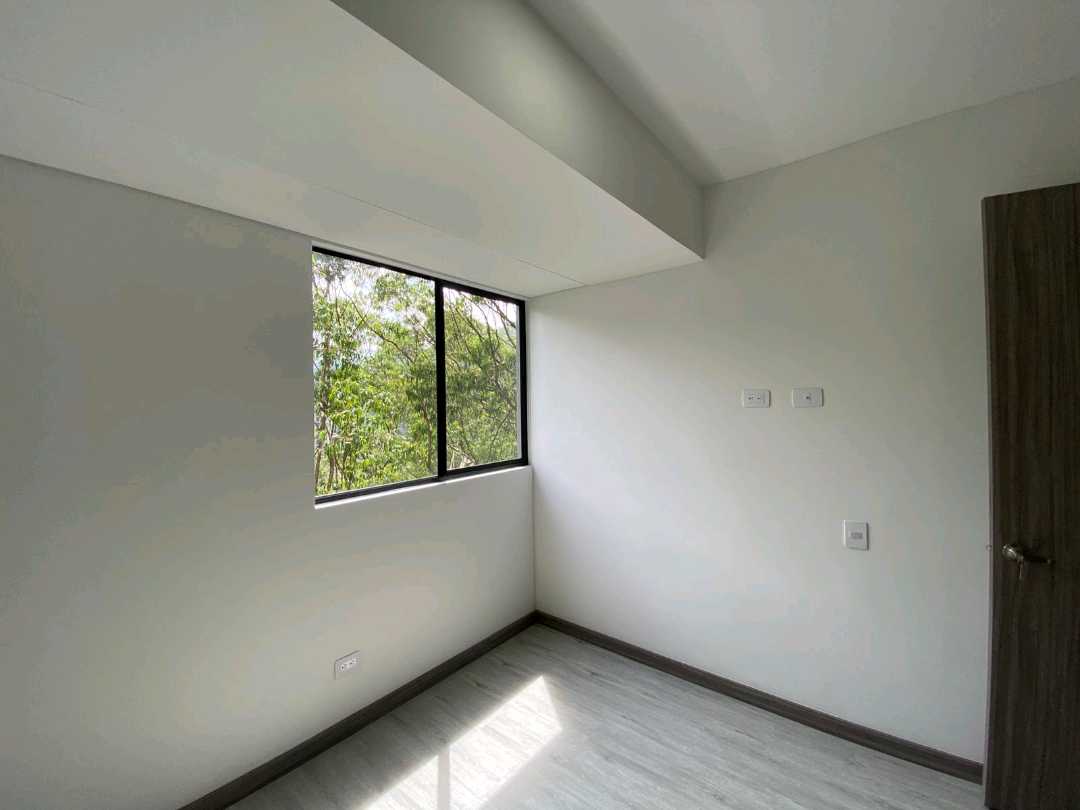 Apartamento arriendo en Poblado Palmas PC 10