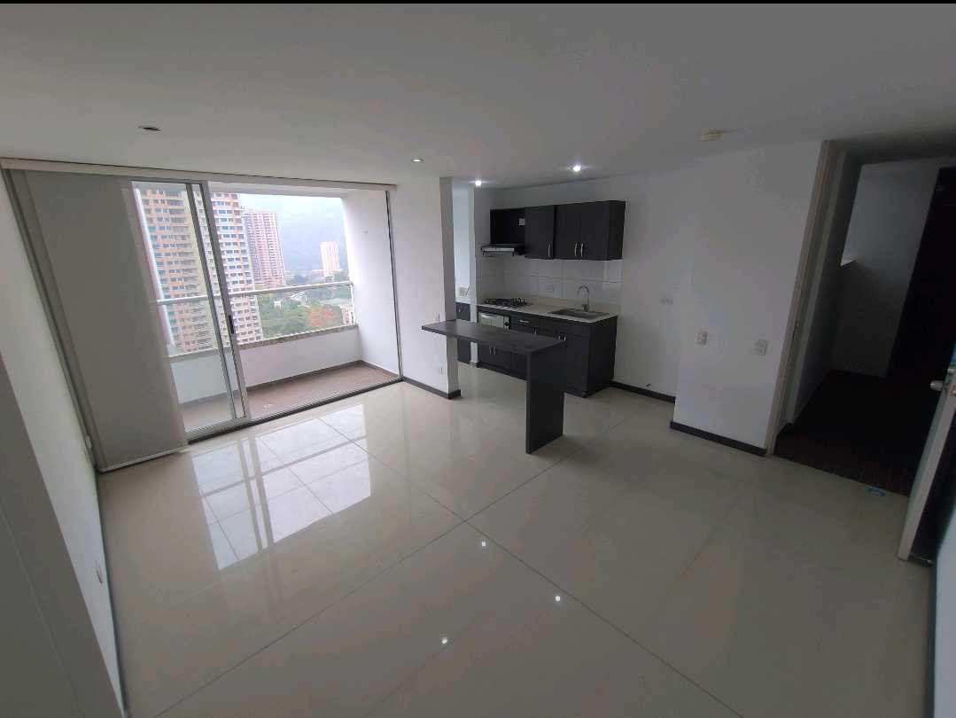 Apartamento arriendo suramerica