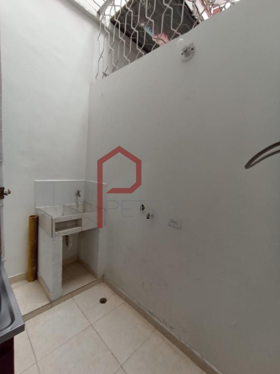 APARTAMENTO CON EXCELENTE UBICACION EN EL DIAMANTE ESTADIO