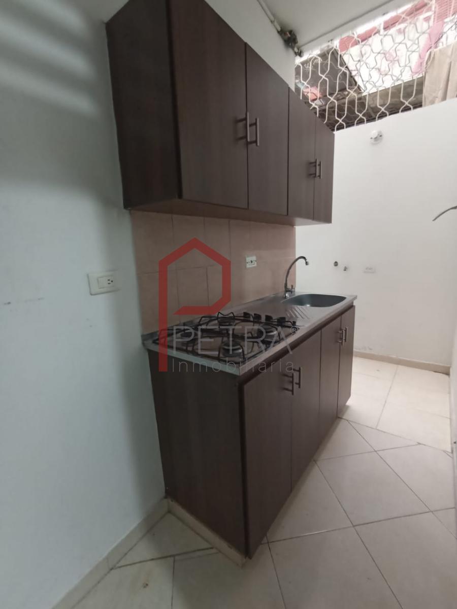 APARTAMENTO CON EXCELENTE UBICACION EN EL DIAMANTE ESTADIO