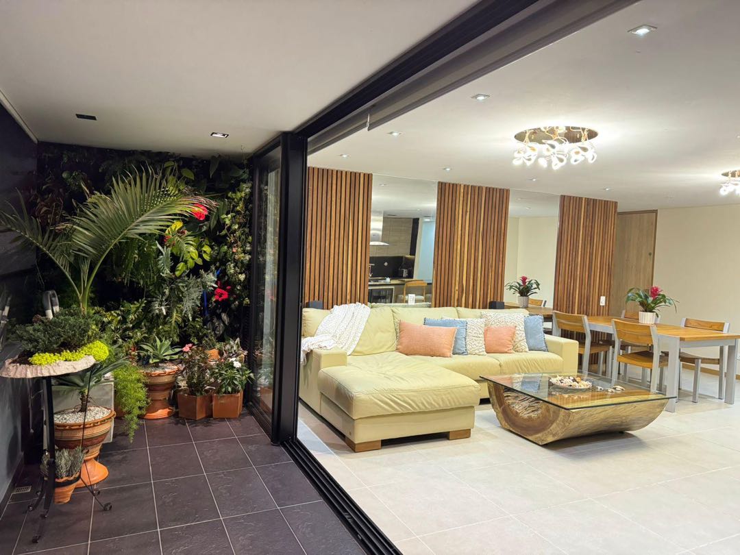 Apartamento con vista a Medellín en venta, Las Palmas - El Poblado