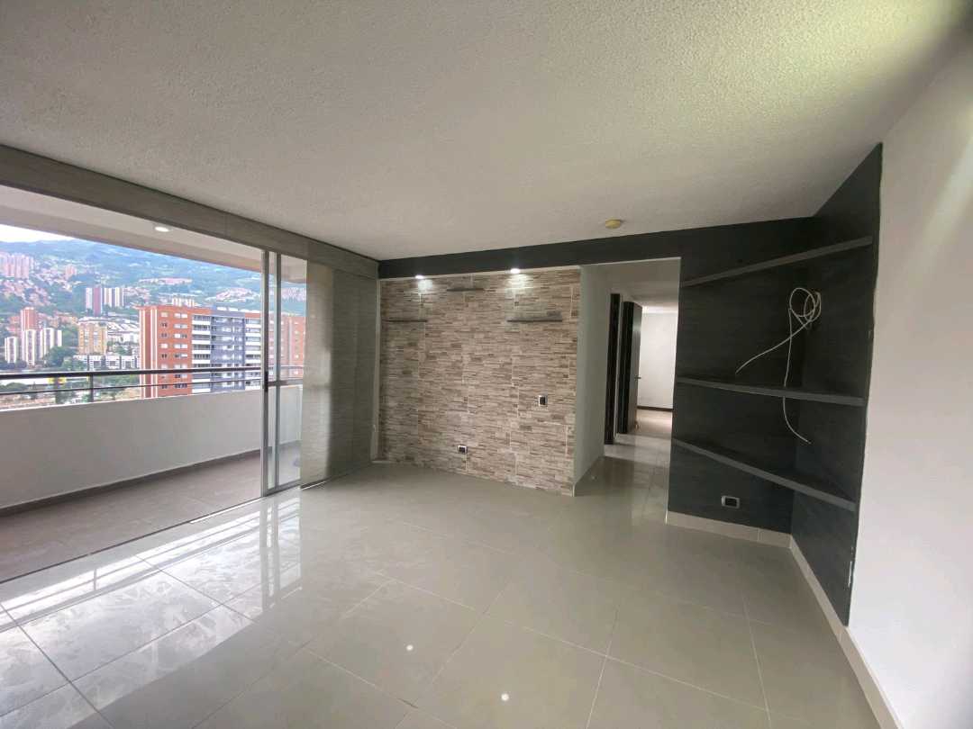 Apartamento de Lujo con Vista Panoramica en San German, Medellín