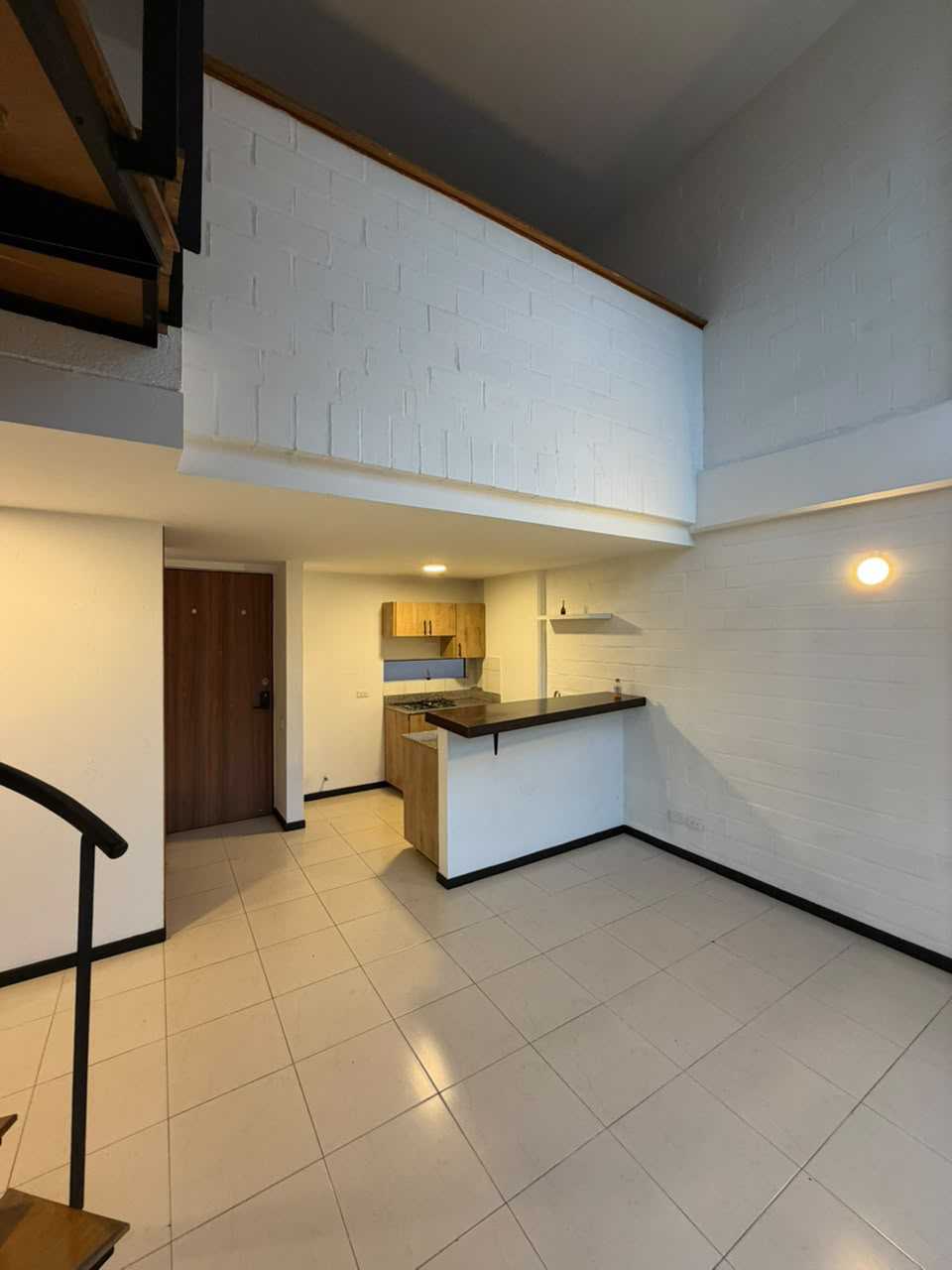 Apartamento en arriendo — APARTAMENTO DÚPLEX - RENTA TRADICIONAL, POBLADO SECTOR LALINDE