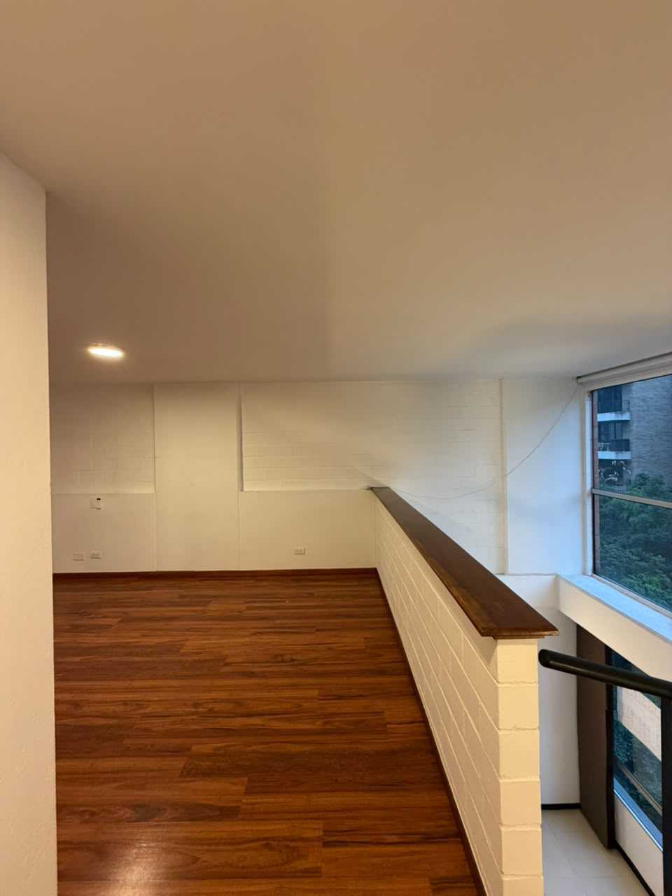 APARTAMENTO DÚPLEX - RENTA TRADICIONAL, POBLADO SECTOR LALINDE — foto 4 de 16