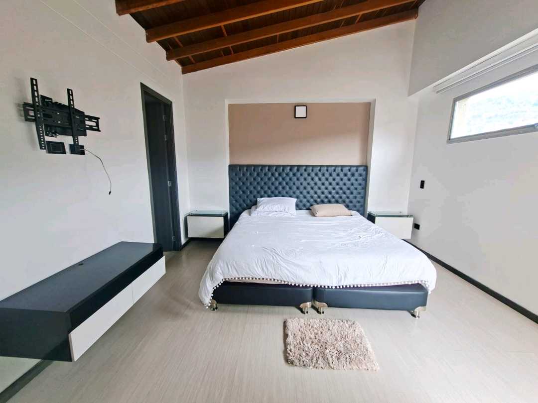Apartamento Duplex amoblado Alto de Misael Envigado