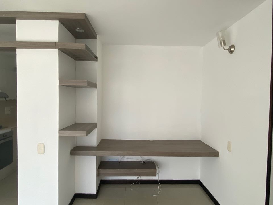 APARTAMENTO EN VENTA AL SUR CALI VALLE DEL LILI CR MONTEMADERO