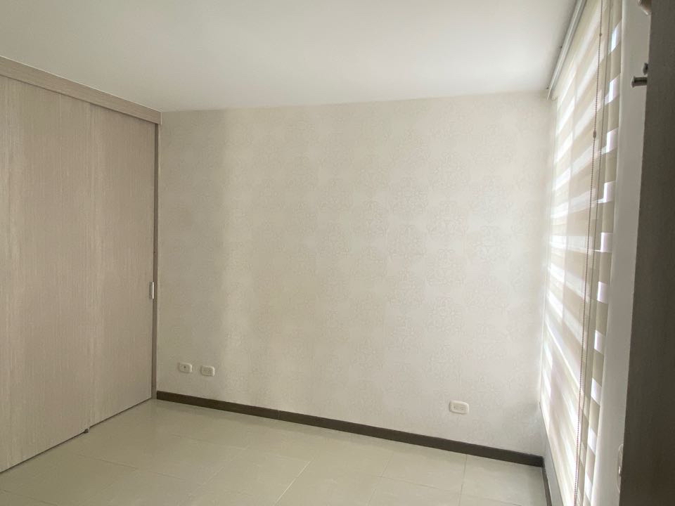APARTAMENTO EN VENTA AL SUR CALI VALLE DEL LILI CR MONTEMADERO