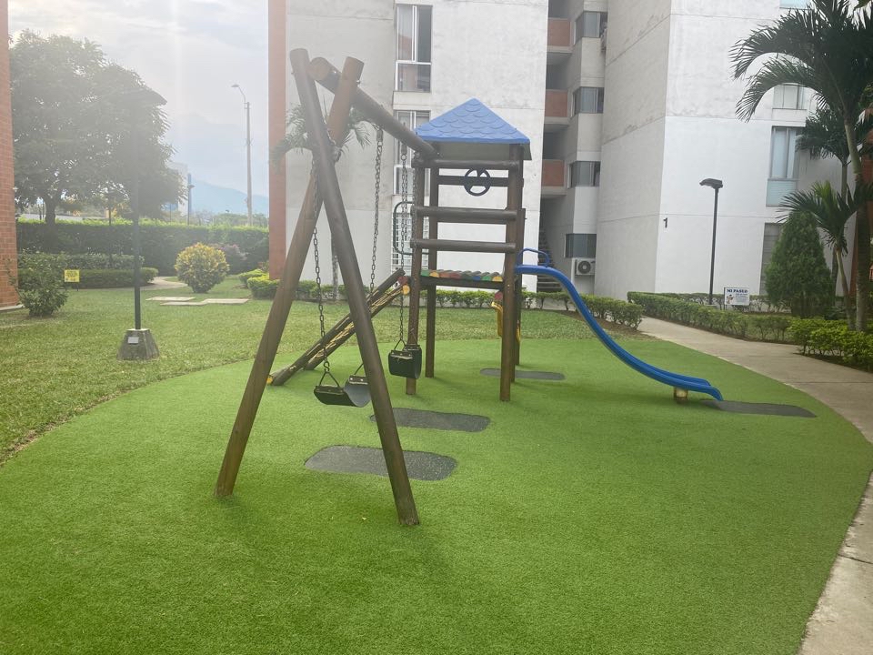 APARTAMENTO EN VENTA AL SUR CALI VALLE DEL LILI CR MONTEMADERO