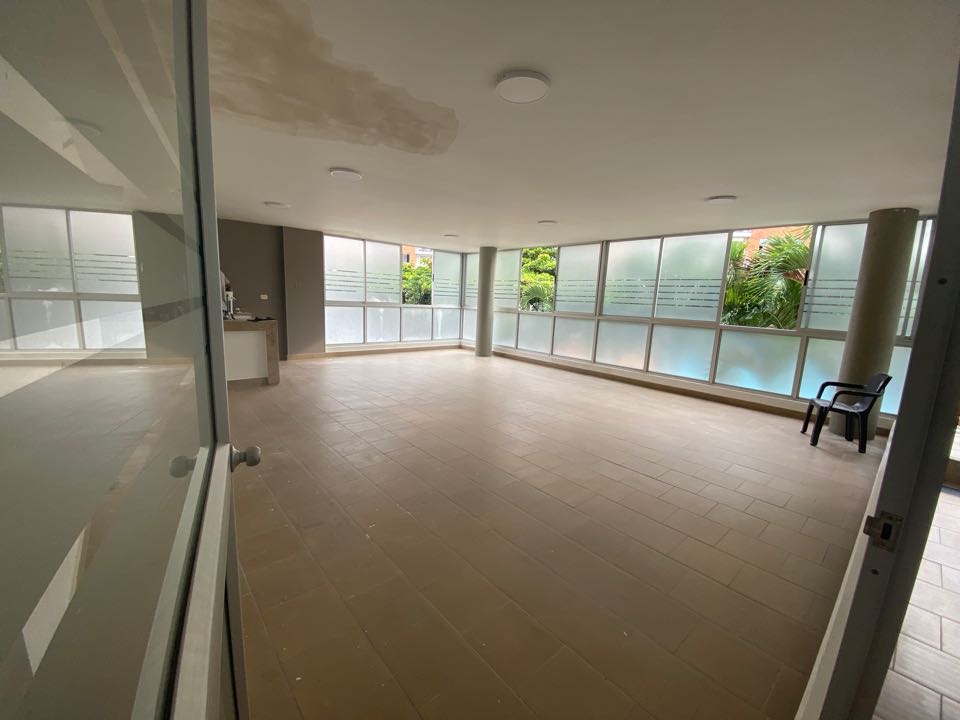 APARTAMENTO EN VENTA AL SUR CALI VALLE DEL LILI CR MONTEMADERO