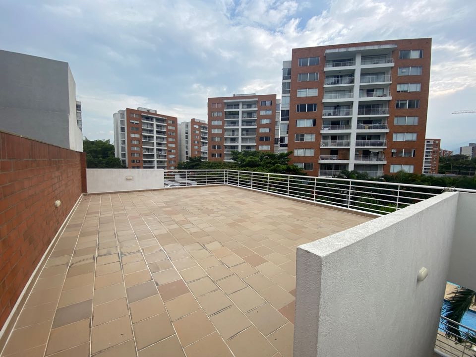 APARTAMENTO EN VENTA AL SUR CALI VALLE DEL LILI CR MONTEMADERO
