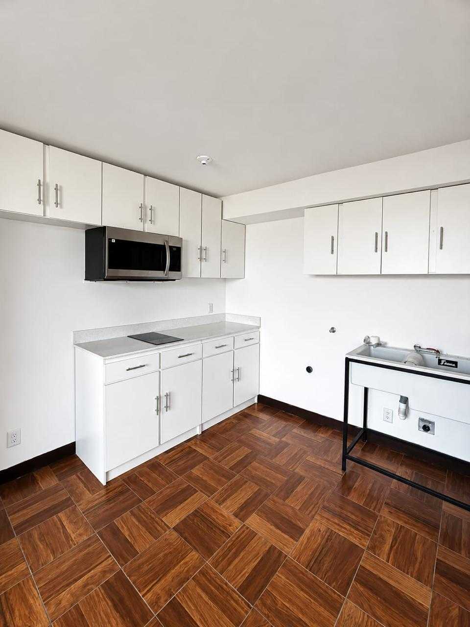 APARTAMENTO EN ALQUILER ???? Edificio Condominio Santa Cecilia, Zona 8 - Image 2