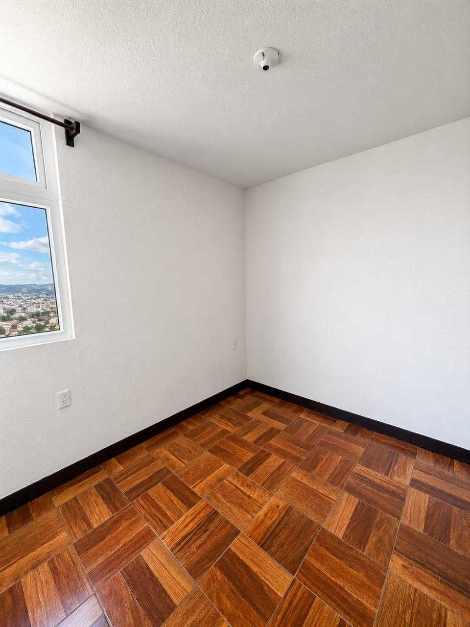 APARTAMENTO EN ALQUILER ???? Edificio Condominio Santa Cecilia, Zona 8 - Image 4