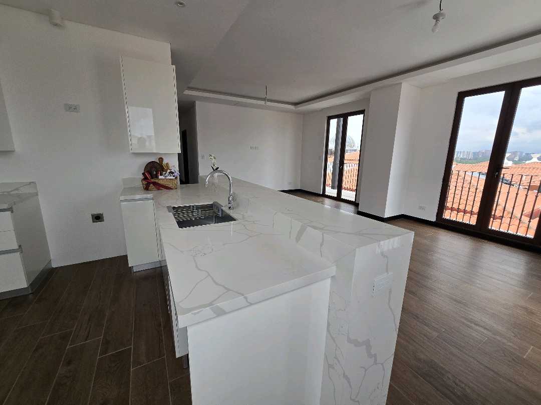 APARTAMENTO EN ALQUILER EN ZONA 16, LIRIOS DE CAYALÁ IV - Image 5