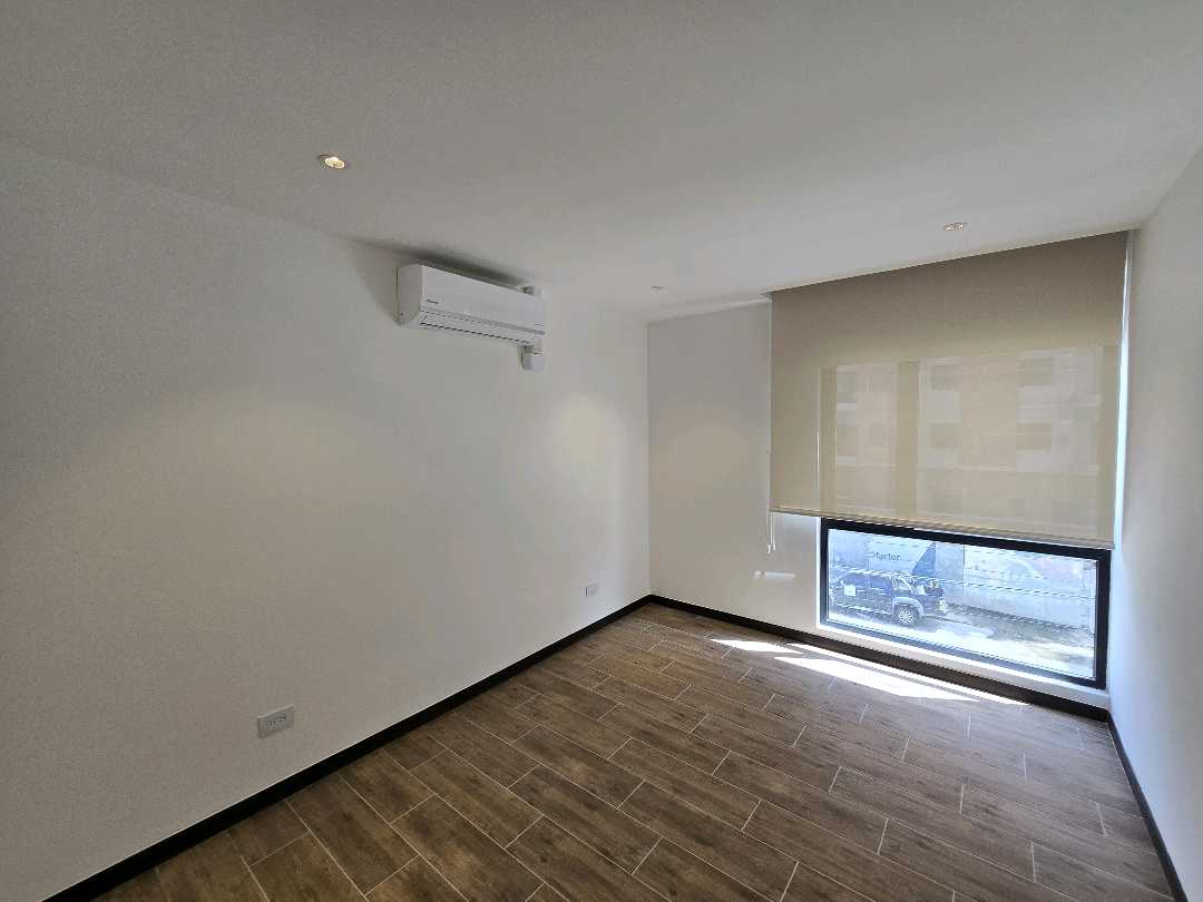 APARTAMENTO EN ALQUILER EN ZONA 13, EDIFICIO AURÉ - Miniatura 10