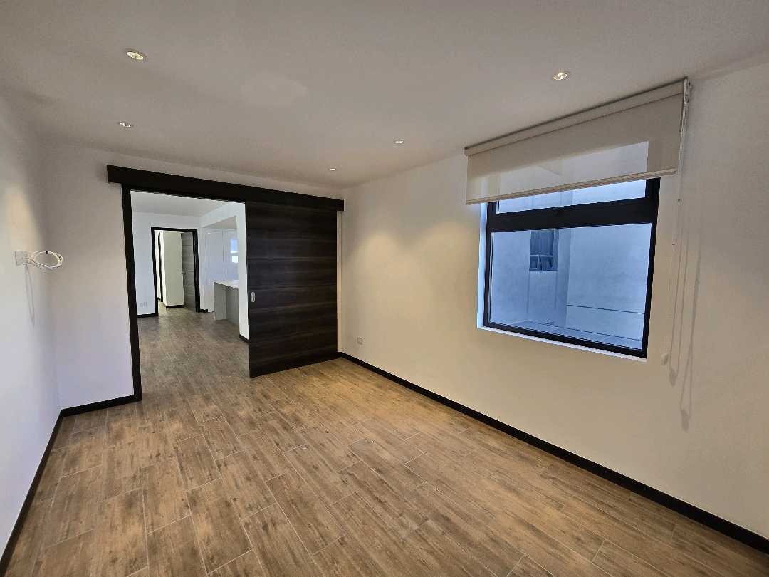 APARTAMENTO EN ALQUILER EN ZONA 13, EDIFICIO AURÉ - Miniatura 9