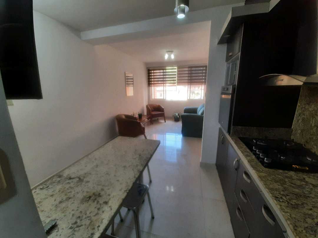 Apartamento en Alquiler Res. Doral Country Club, Mañongo BL-9634408 - Foto 4