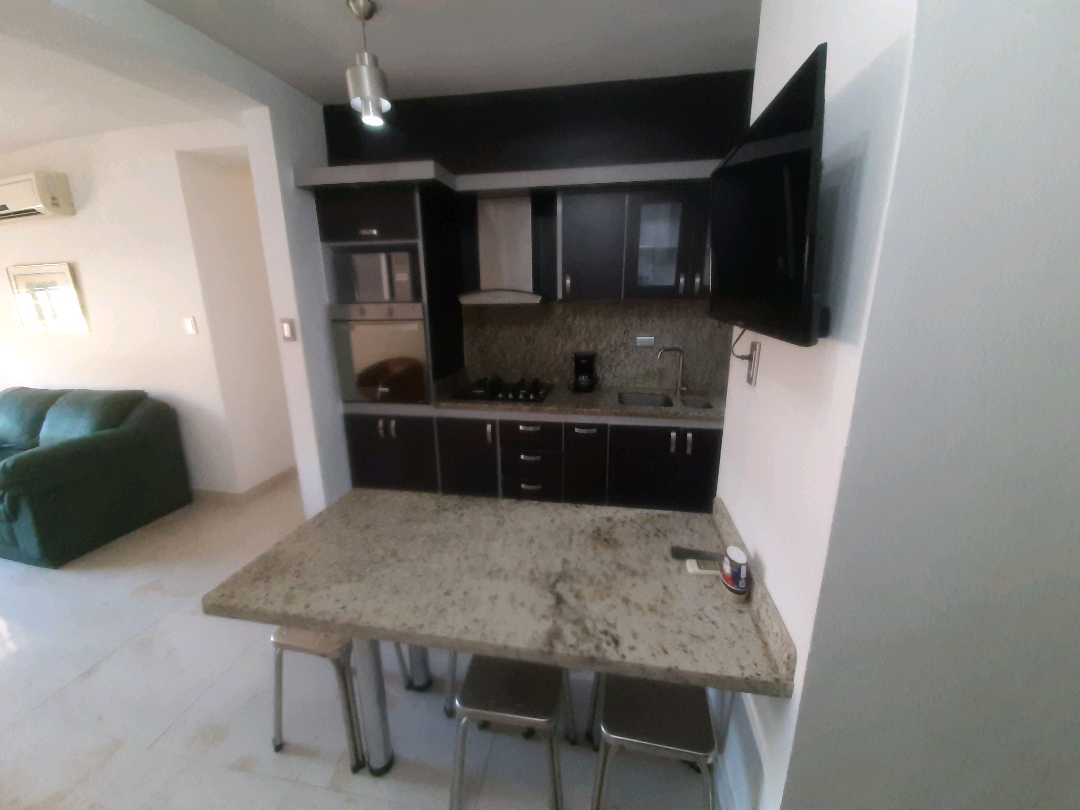 Apartamento en Alquiler Res. Doral Country Club, Mañongo BL-9634408 - Foto 8