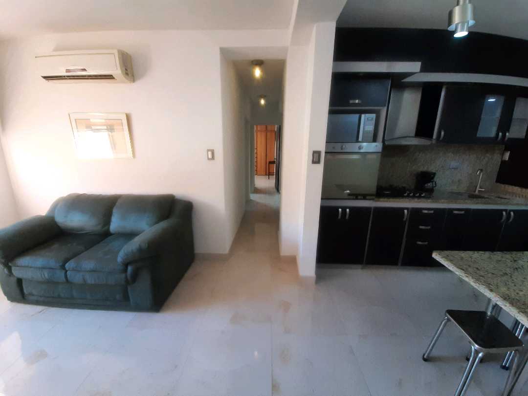 Apartamento en Alquiler Res. Doral Country Club, Mañongo BL-9634408 - Foto 10