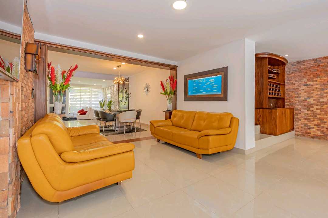 Casa en arriendo amoblada cerca colegio la Salle VV