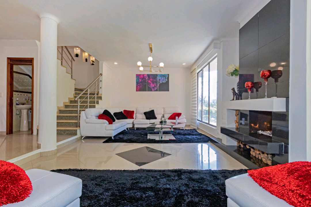 Casa en arriendo amoblada cerca colegio la Salle VV