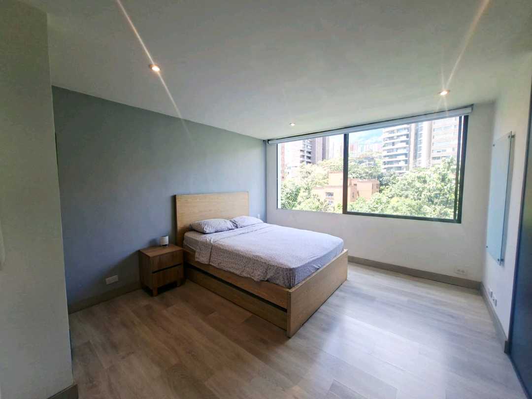 Apartamento en arriendo amoblado Poblado Los Parra BG