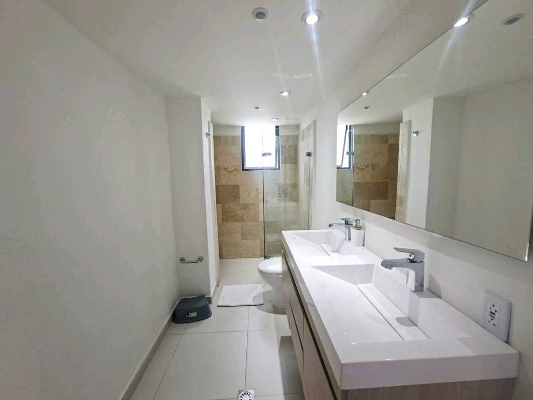 Apartamento en arriendo amoblado Poblado Los Parra BG
