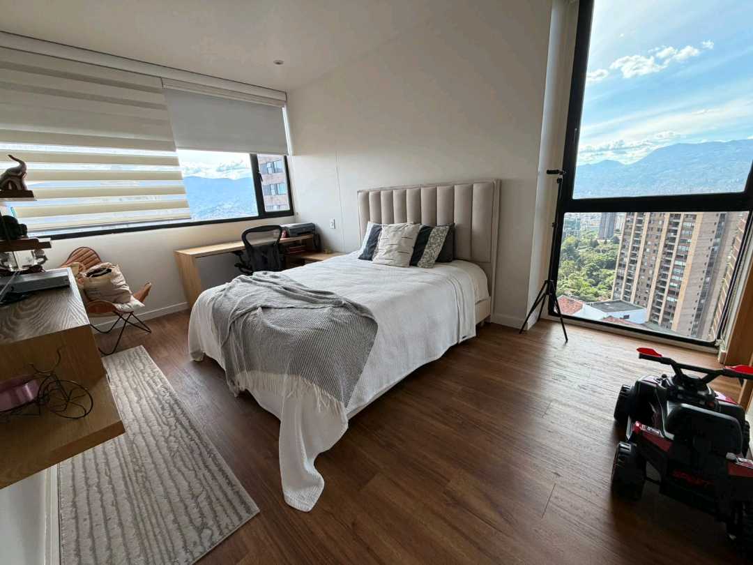 Apartamento en arriendo amoblado Penthouse la Tomatera Poblado