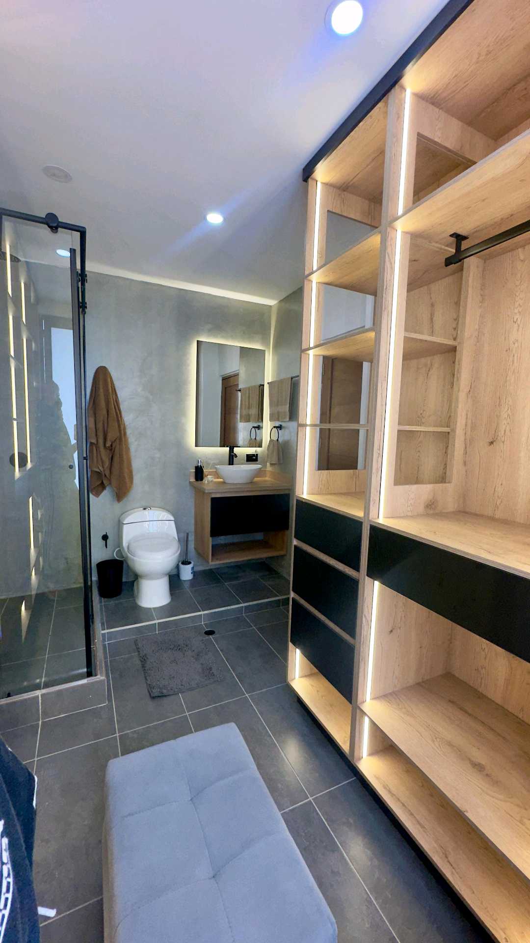 Apartamento en arriendo amoblado Penthouse la Tomatera Poblado