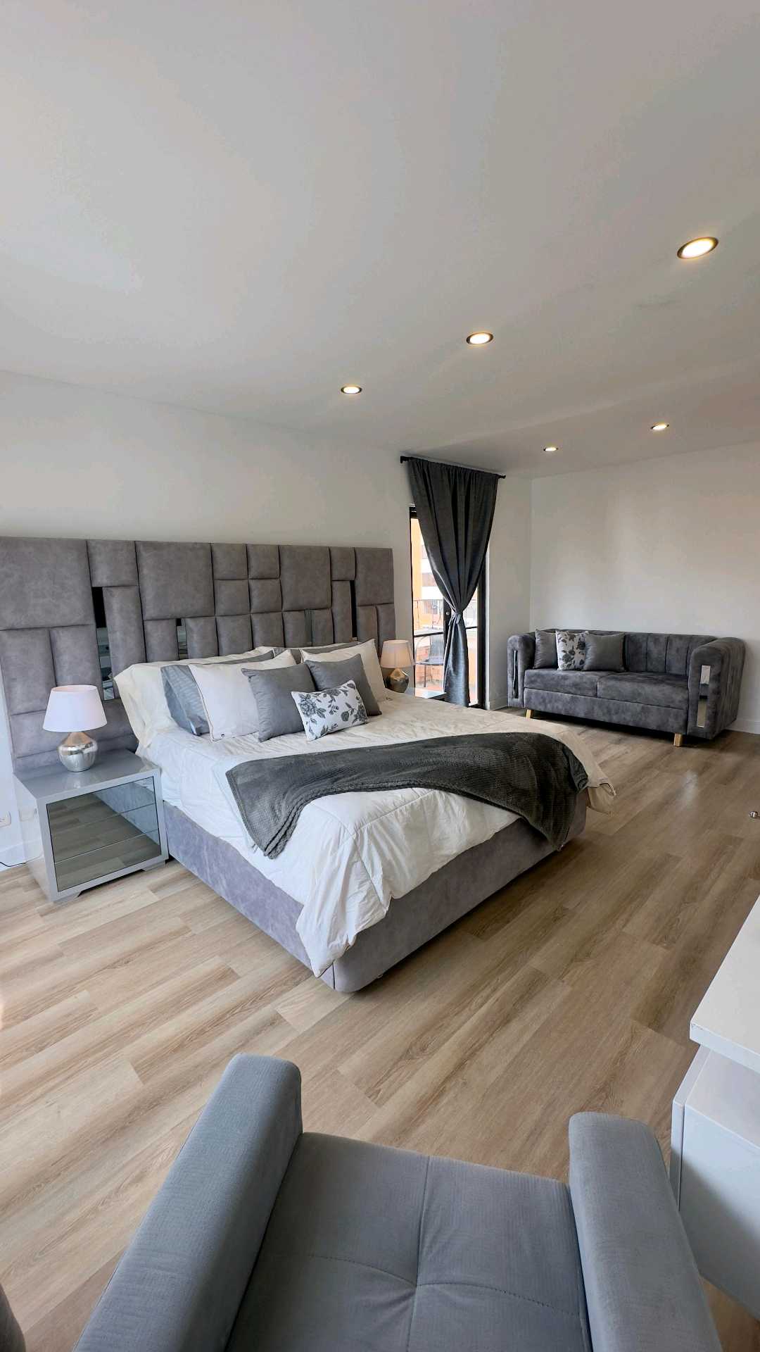 Apartamento en arriendo amoblado Penthouse la Tomatera Poblado