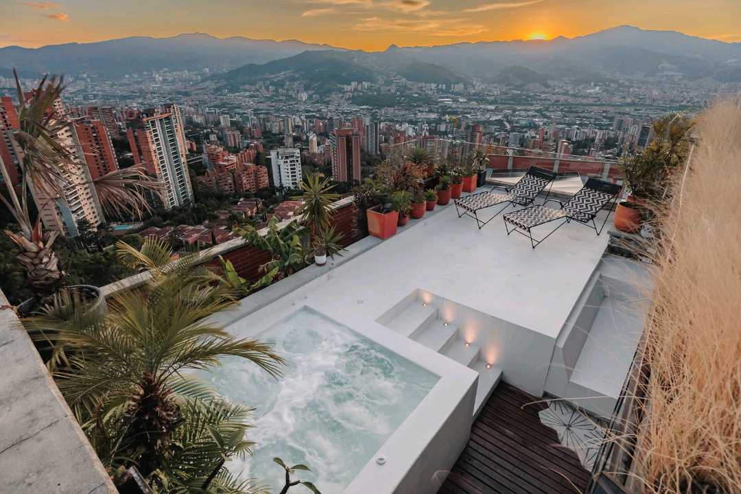 Apartamento en arriendo amoblado Poblado PC