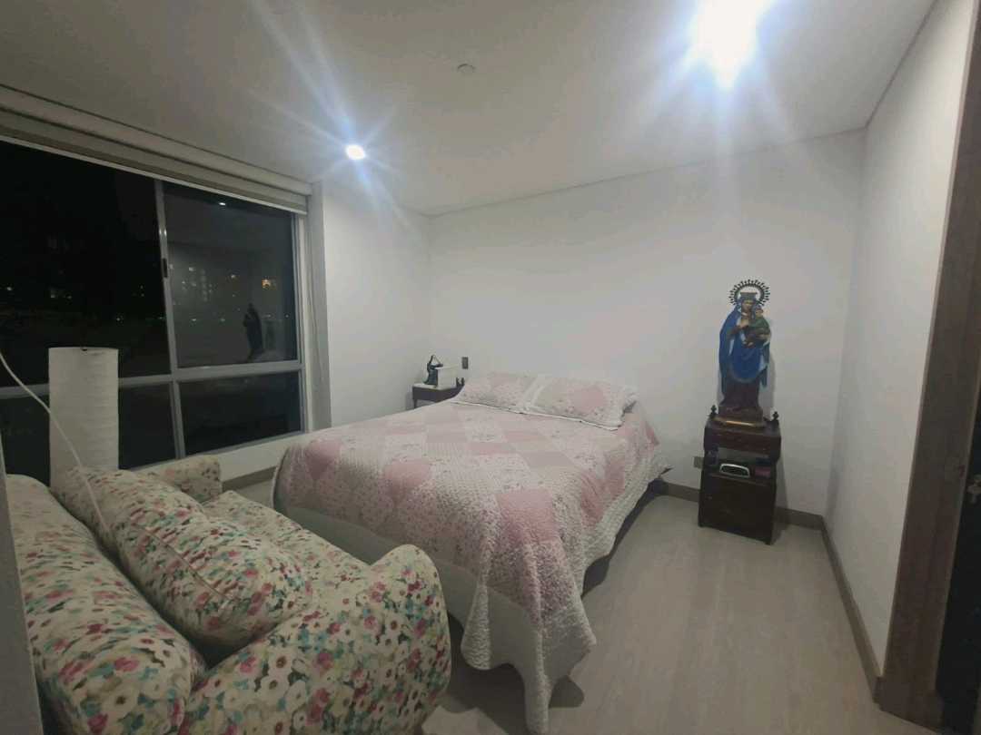 Apartamento en arriendo amoblado y sin amoblar Cumbres RF