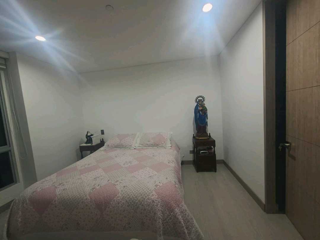 Apartamento en arriendo amoblado y sin amoblar Cumbres RF