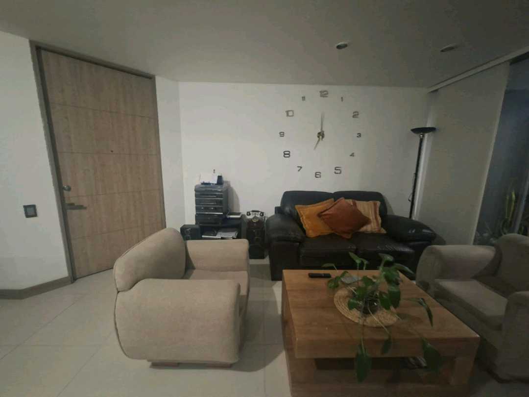 Apartamento en arriendo amoblado y sin amoblar Cumbres RF