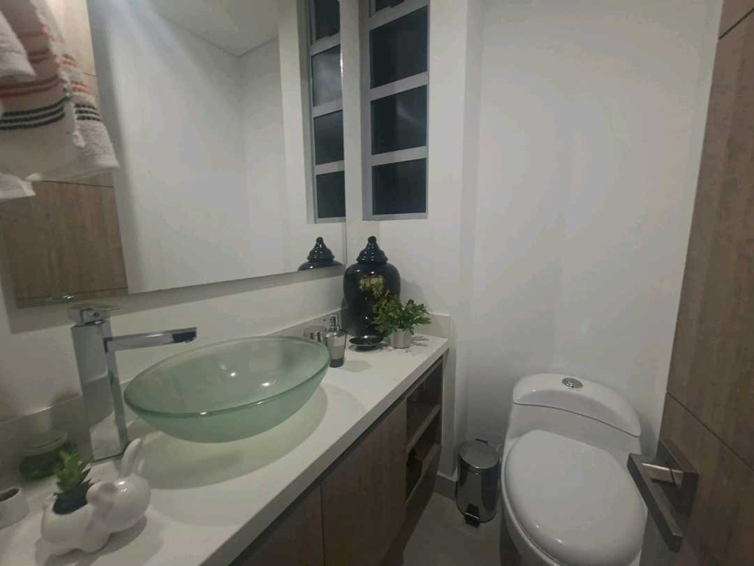 Apartamento en arriendo amoblado y sin amoblar Cumbres RF