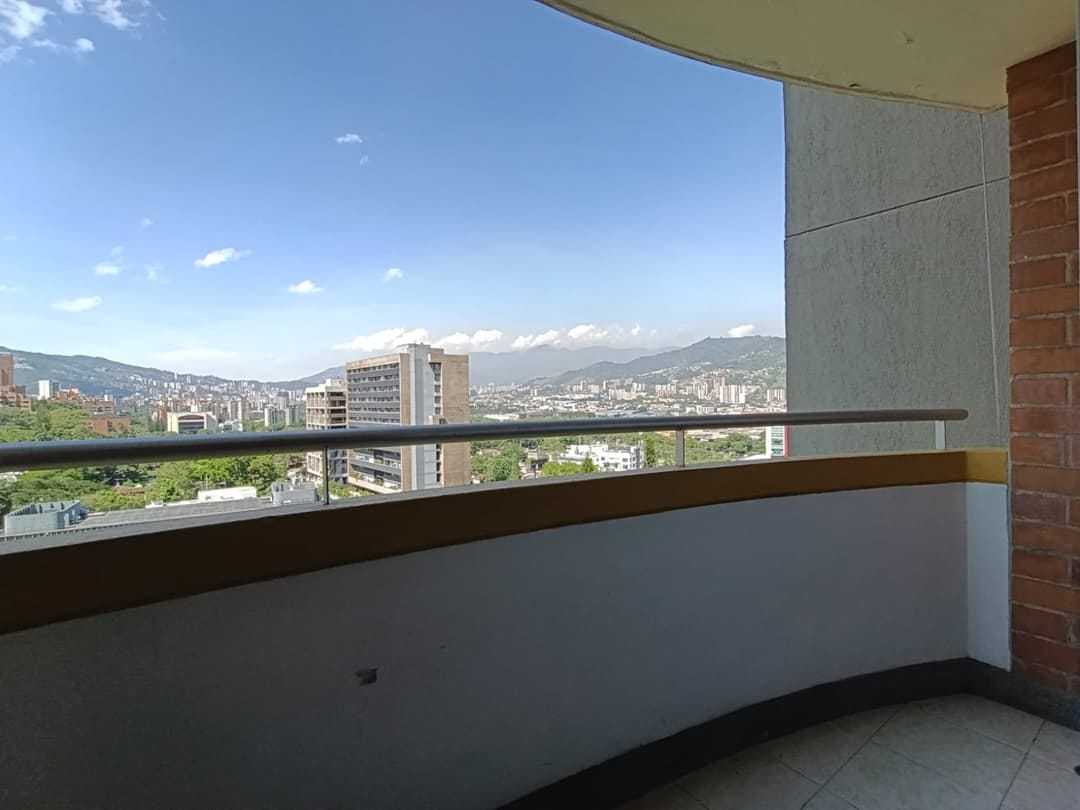 Apartamento en arriendo amoblado cerca a Oviedo piso 14