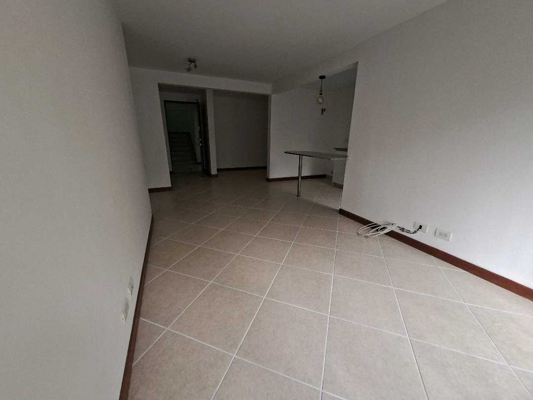 Apartamento en arriendo Bronce Poblado