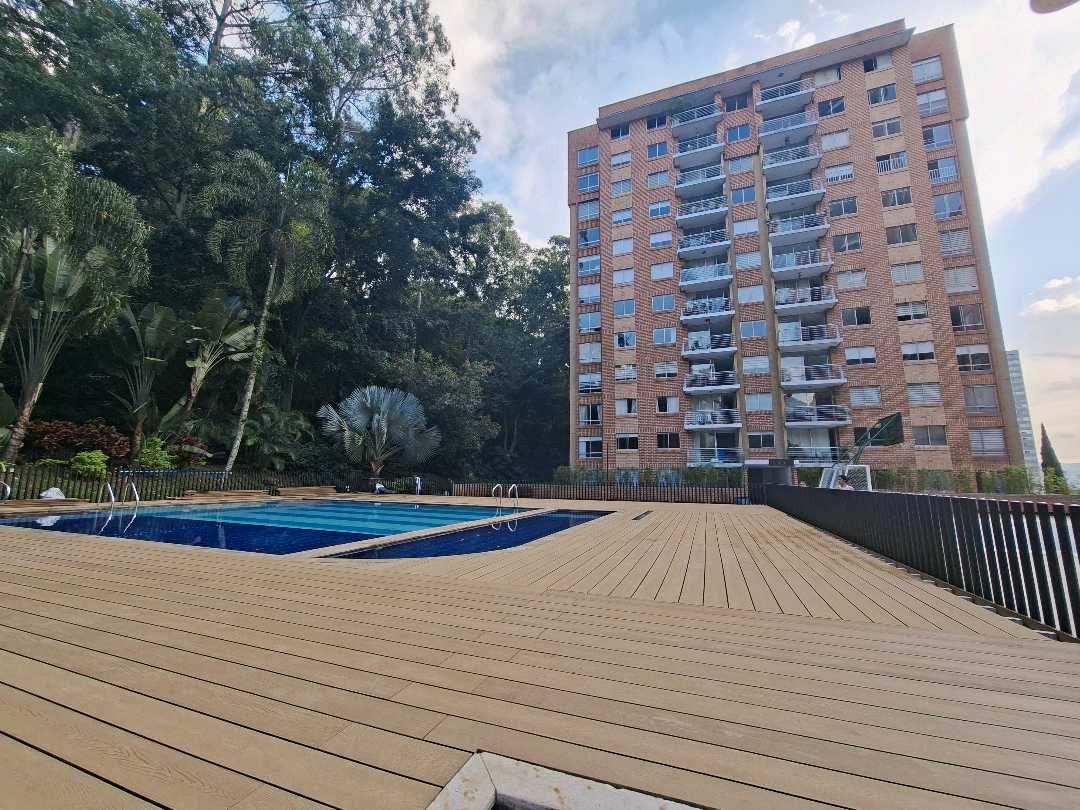 Apartamento en arriendo Bronce Poblado