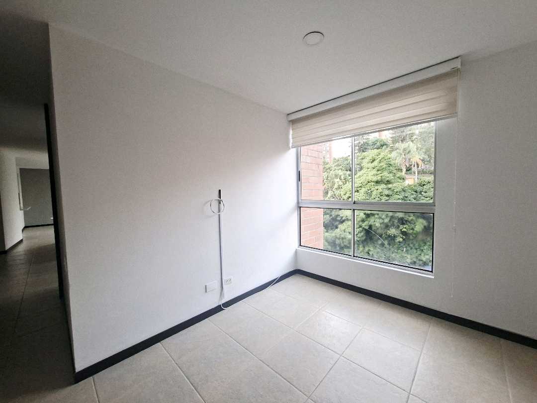 Apartamento en arriendo Castropol cerca a la avenida el Poblado  TV11