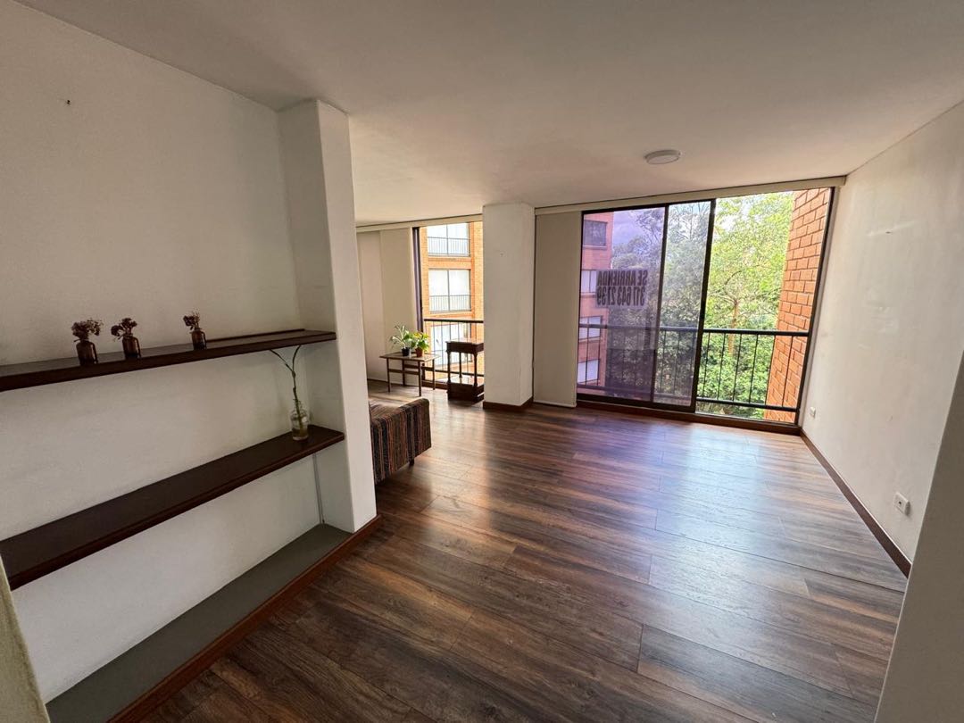 Apartamento en arriendo cerca a Oviedo