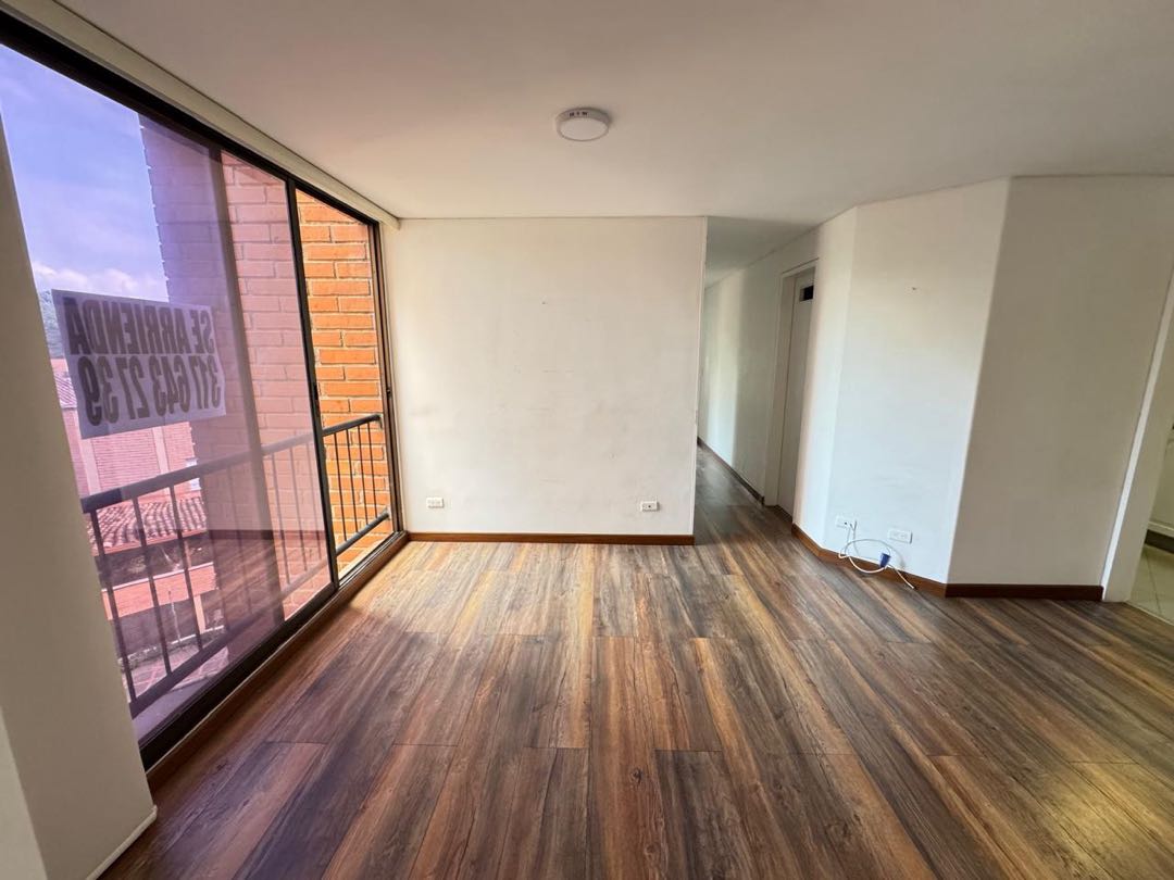 Apartamento en arriendo cerca a Oviedo