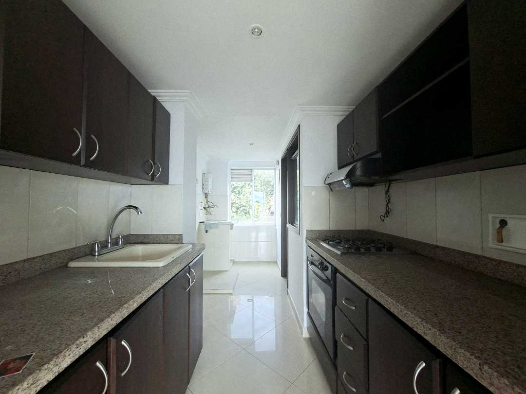 Apartamento en arriendo cerca a mall de San Lucas