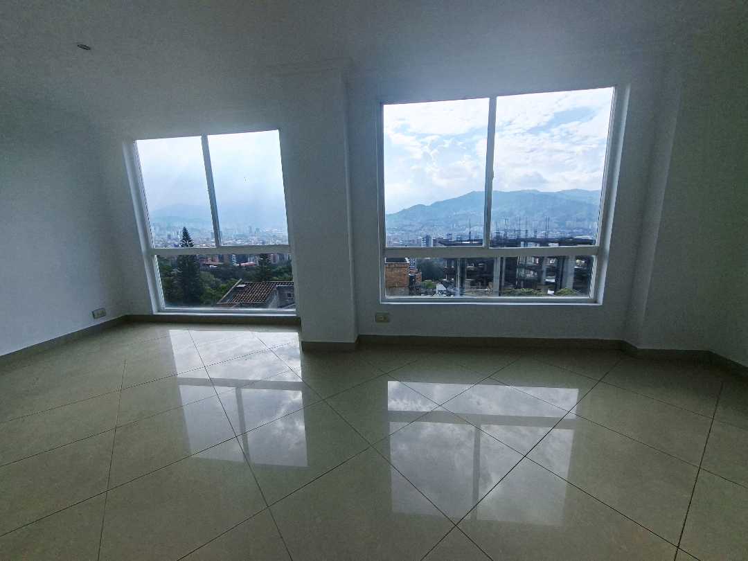 Apartamento en arriendo cerca a mall de San Lucas