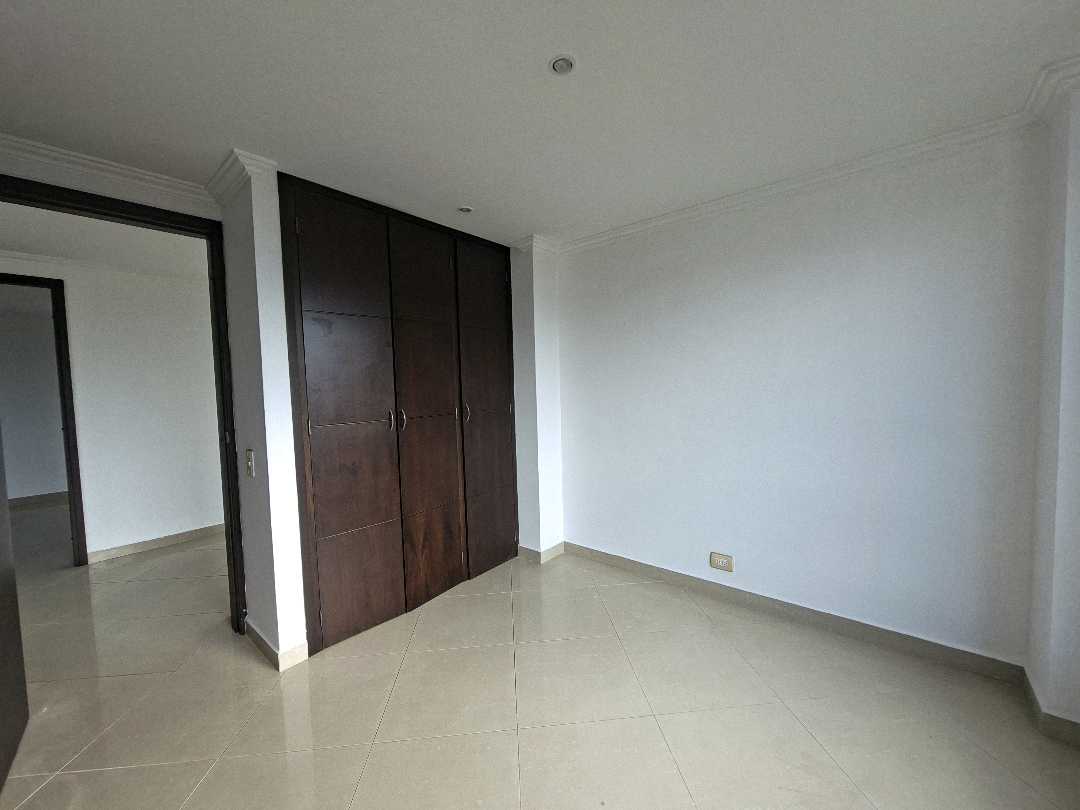 Apartamento en arriendo cerca a mall de San Lucas