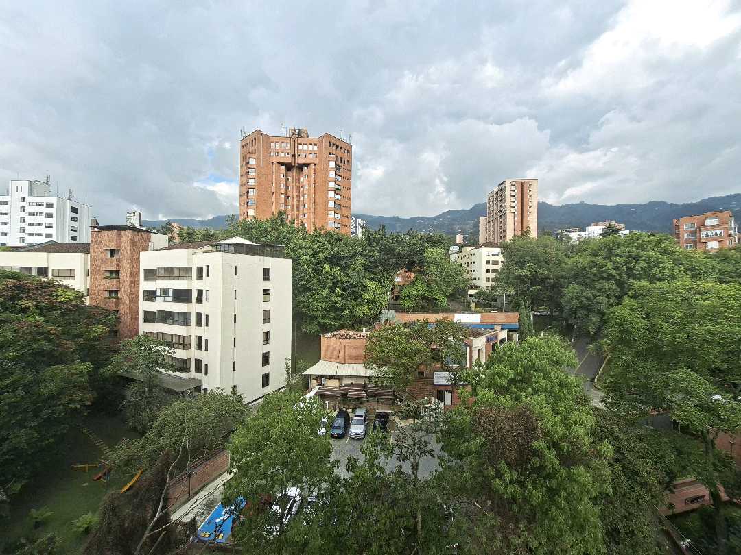 Apartamento en arriendo cerca a mall de San Lucas