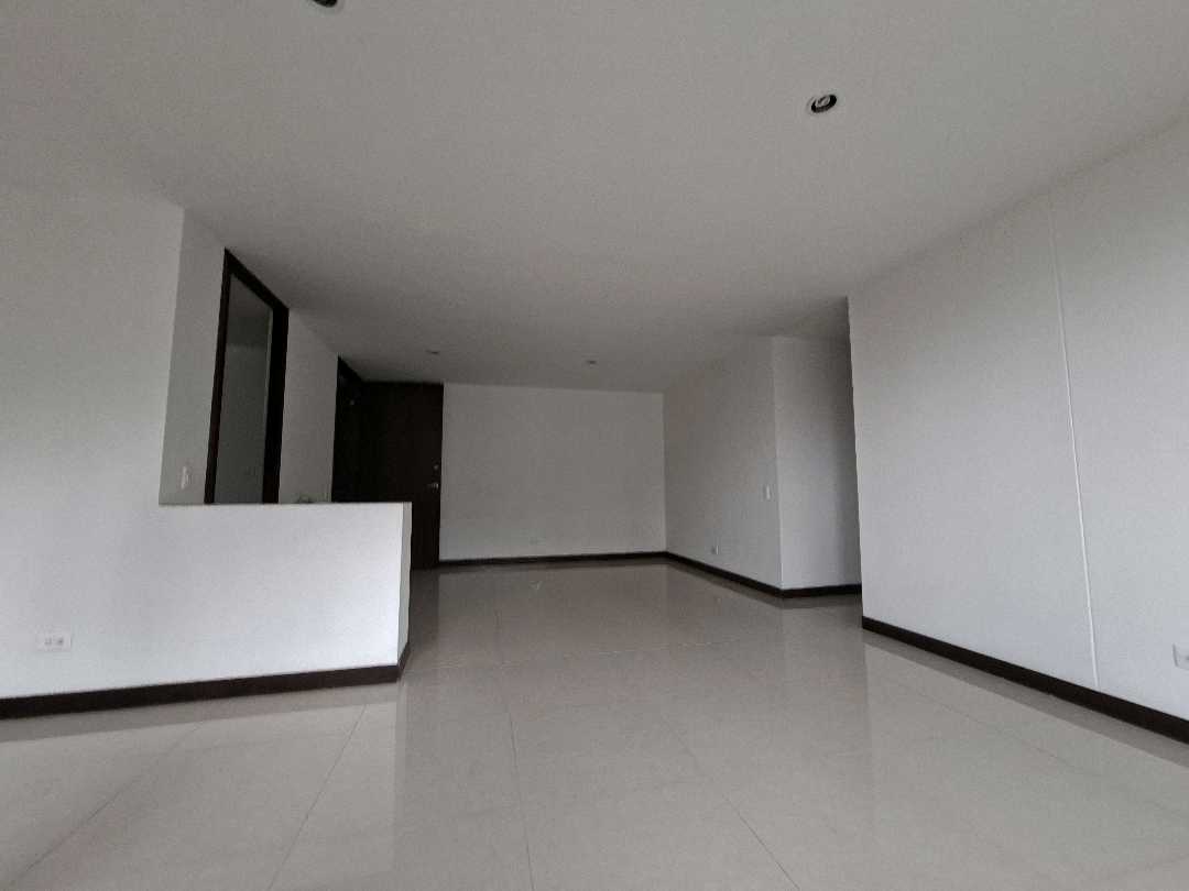 Apartamento en arriendo cerca a mall de San Lucas Envigado