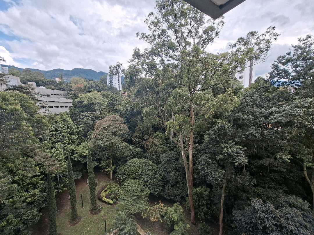 Apartamento en arriendo cerca a mall de San Lucas Envigado