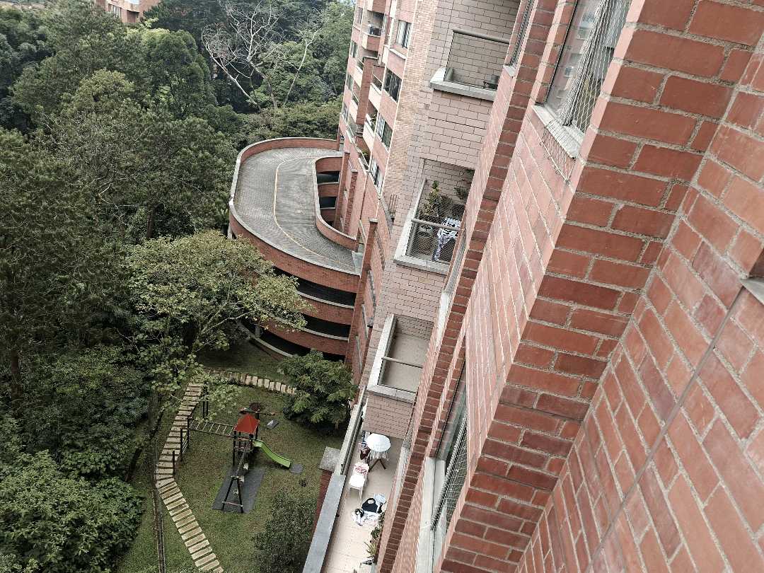 Apartamento en arriendo cerca a mall de San Lucas Envigado