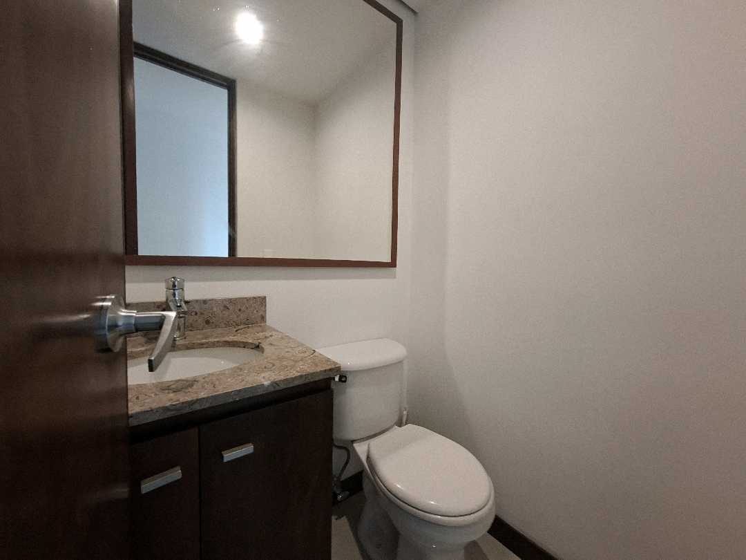 Apartamento en arriendo cerca a mall de San Lucas Envigado